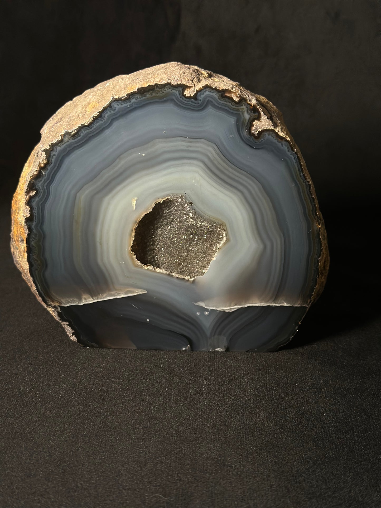 Geode di Agata Grigia | Pietra di Protezione, Equilibrio e Radicamento