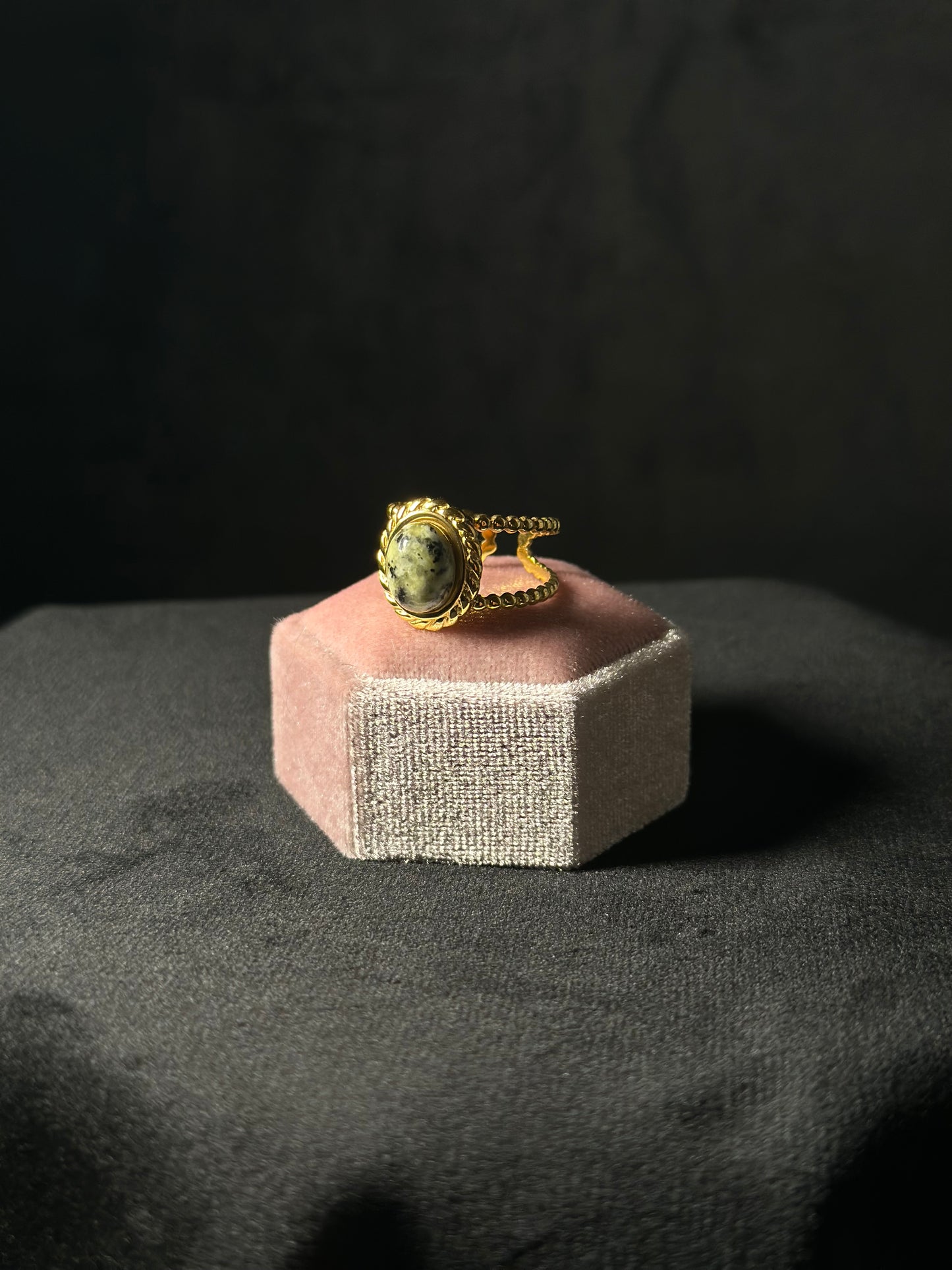 Anello Serpentino