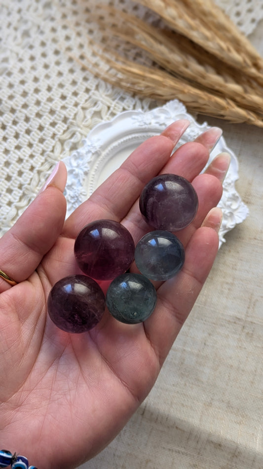 Sfera fluorite baby - Intreccidichiara