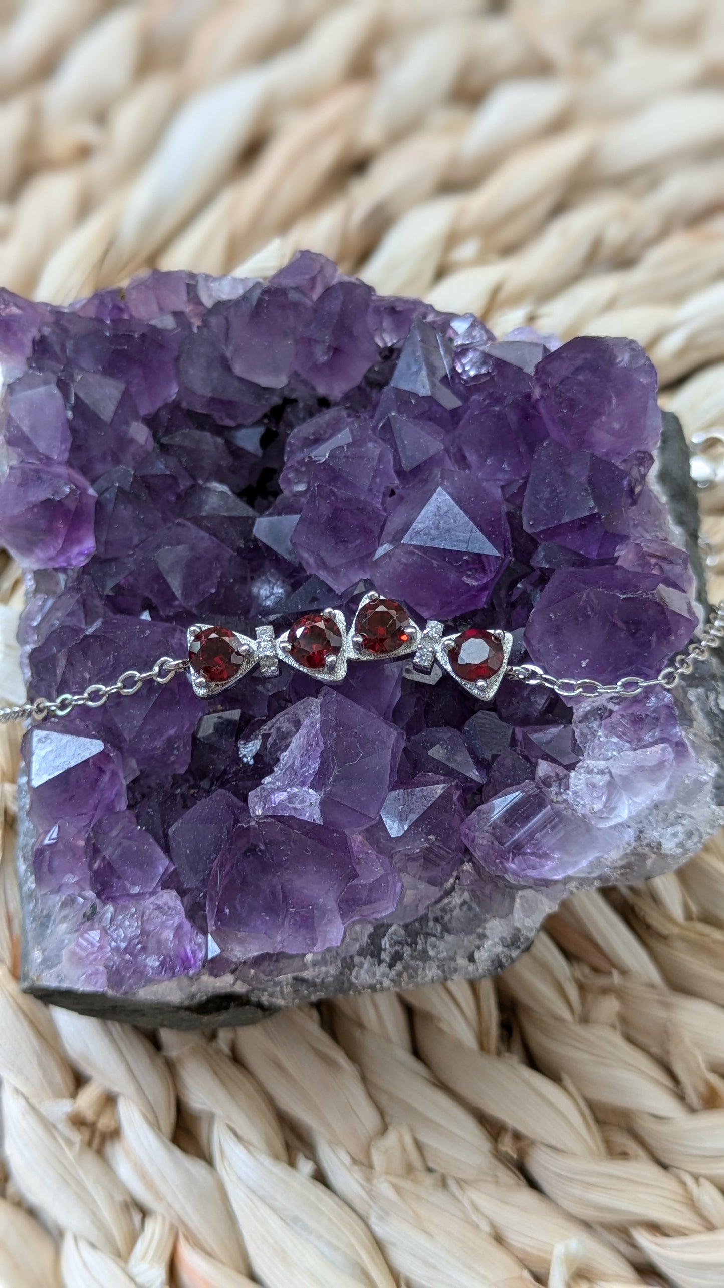 Bracciale Granato Rosso - Intreccidichiara